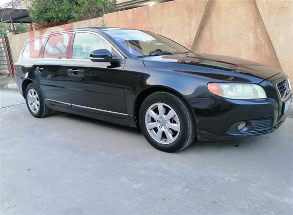 فولفو V70 2013   للبيع في العراق - ديالى